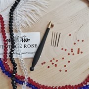 Люневильский крючок с 3-мя иглами бренда Vintage Rose Эбеновое дерево